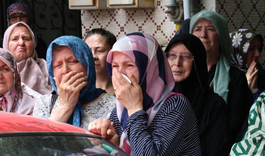Eskişehir’de vahşet! Babasının öldürdüğü Merve ve oğlu aynı tabuta konuldu - 2. Resim