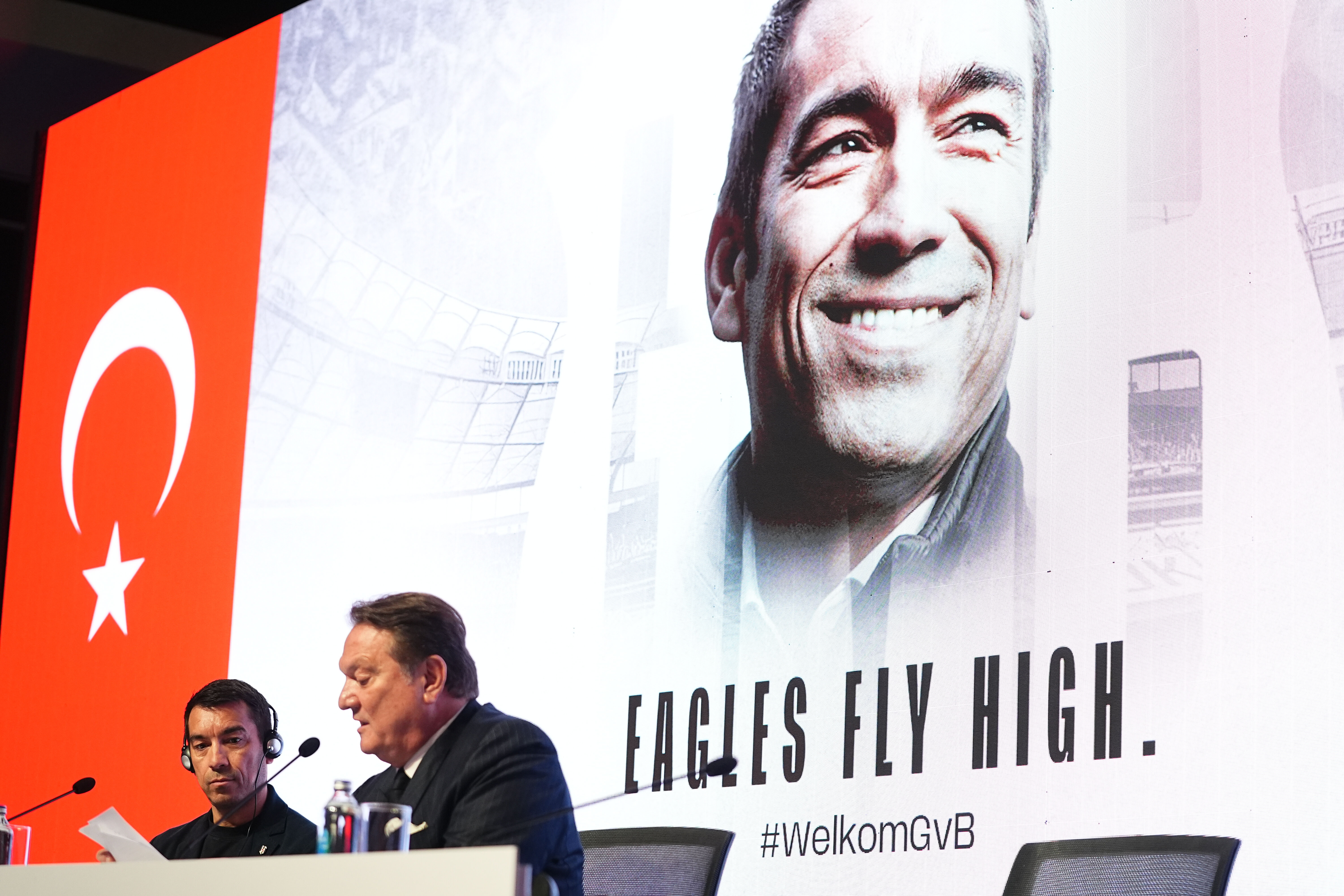 Hasan Arat'tan taraftarına transfer müjdesi! 'Bunu unutmayın' - 2. Resim