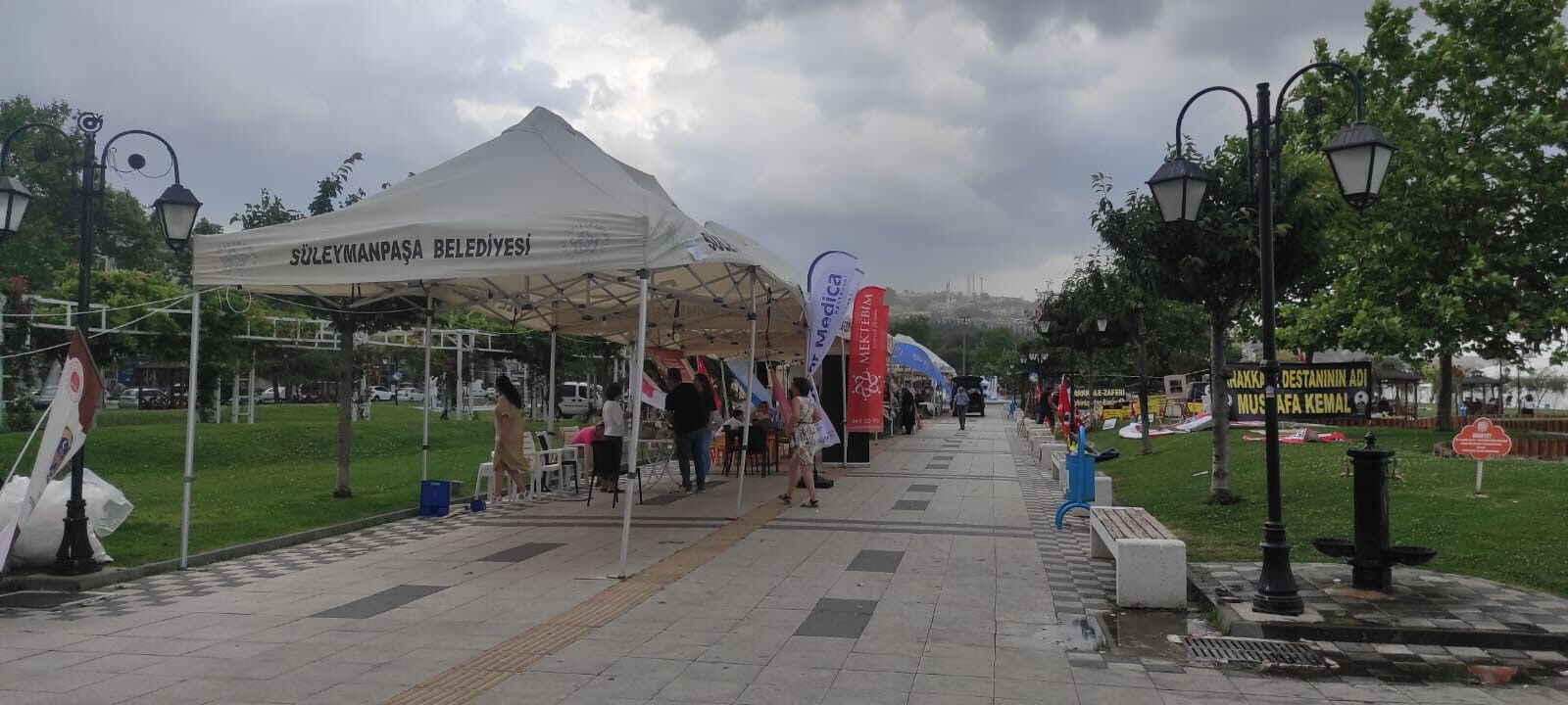 Kırklareli'nde dolu felaketi! Arabalar paramparça oldu - 1. Resim