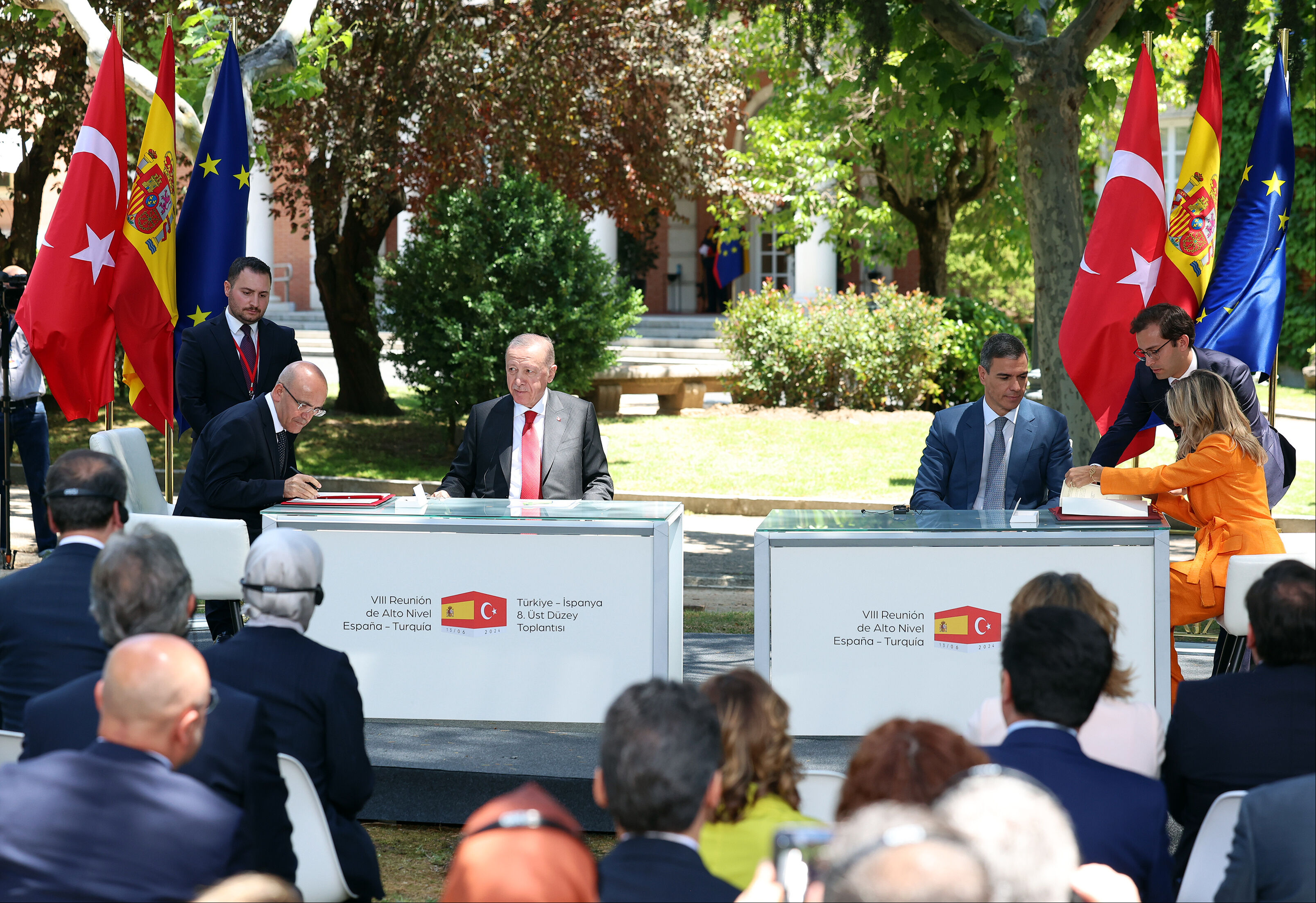 Küstah gazeteciye Erdoğan’dan ayar! Dünya İsrail’in şımarıklığını izliyor Küstah gazeteciye Erdoğan’dan ayar! Dünya İsrail’in şımarıklığını izliyor - 3. Resim