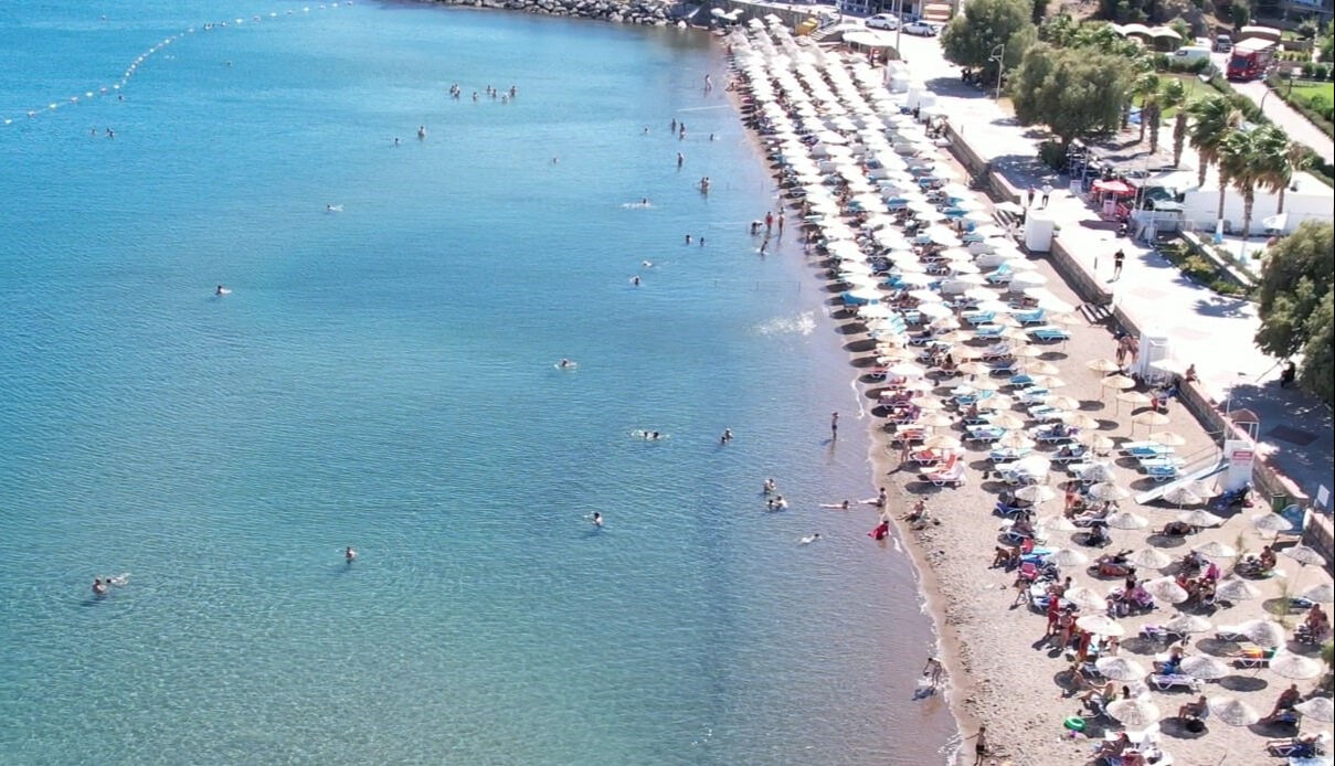 Bodrum'un nüfusu 1 milyonu aştı! Adım atacak yer kalmadı, yine de gelmeye devam ediyorlar Bodrum'un nüfusu 1 milyonu aştı! Adım atacak yer kalmadı, yine de gelmeye devam ediyorlar - 2. Resim