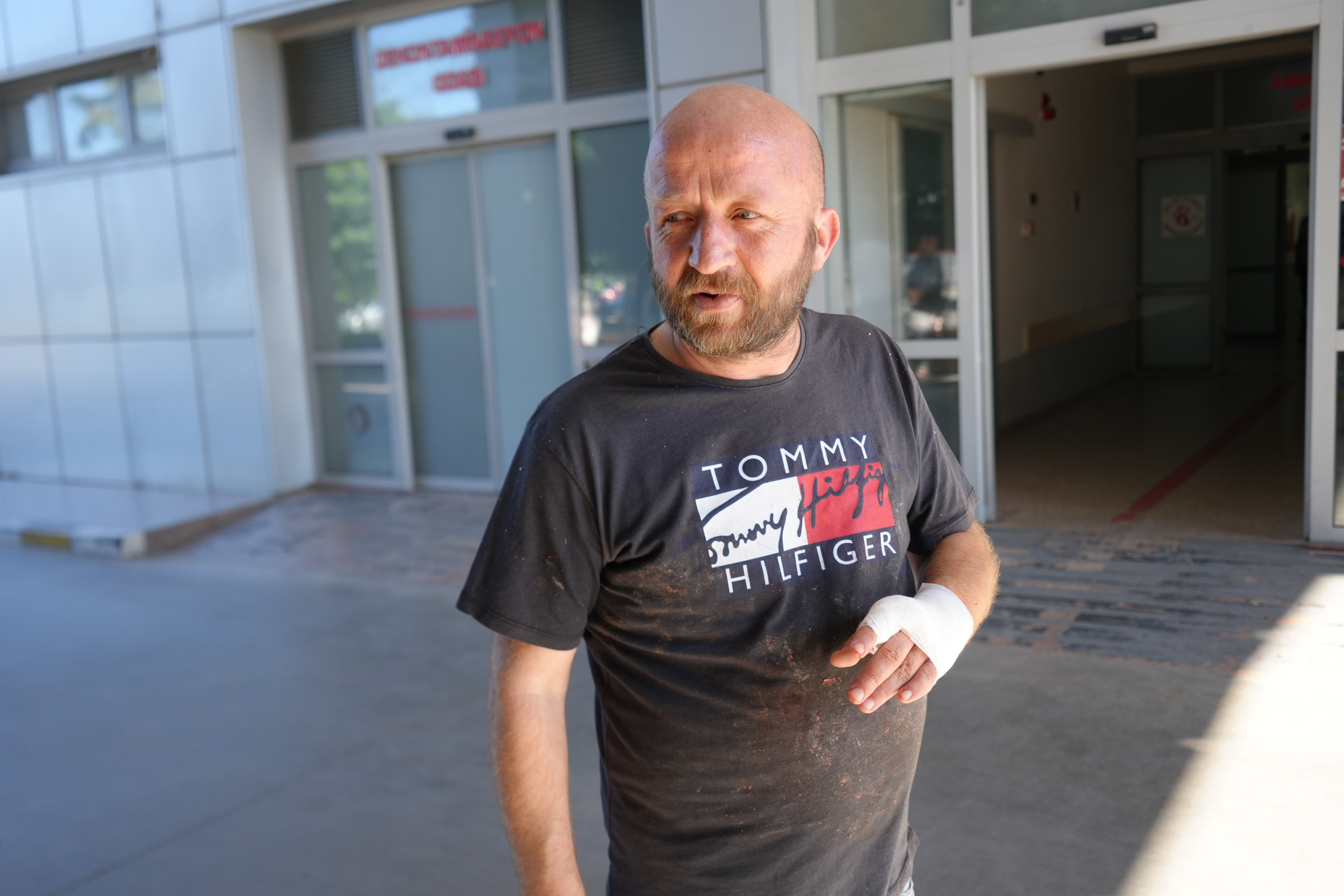 Türkiye genelinde 1000'lerce acemi kasap kurban yerine kendini keserek hastanelik oldu - 7. Resim