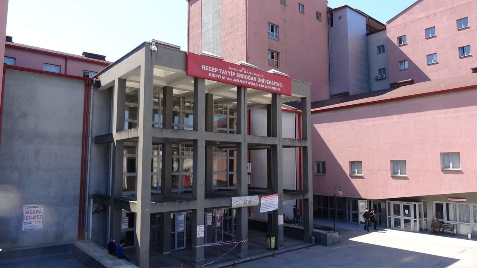 Türkiye genelinde 1000'lerce acemi kasap kurban yerine kendini keserek hastanelik oldu - 6. Resim