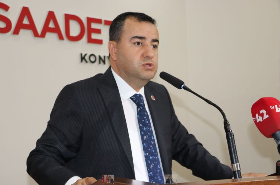 Abdullah Gül'ün Saadet ve Gelecek partilerini birleştireceği iddialarına açıklama geldi Abdullah Gül'ün Saadet ve Gelecek partilerini birleştireceği iddialarına açıklama geldi - 3. Resim