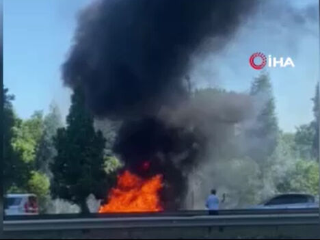 Bayram trafiğinde dehşet kaza! Ankara istikametinde bir araç alev topuna döndü, cayır cayır yandı - 1. Resim