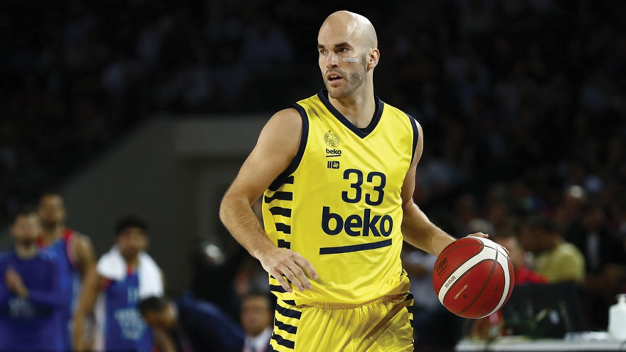 Fenerbahçe Yunan oyun kurucu Nick Calathes ile yollarını ayırdı Fenerbahçe Yunan oyun kurucu Nick Calathes ile yollarını ayırdı - 1. Resim