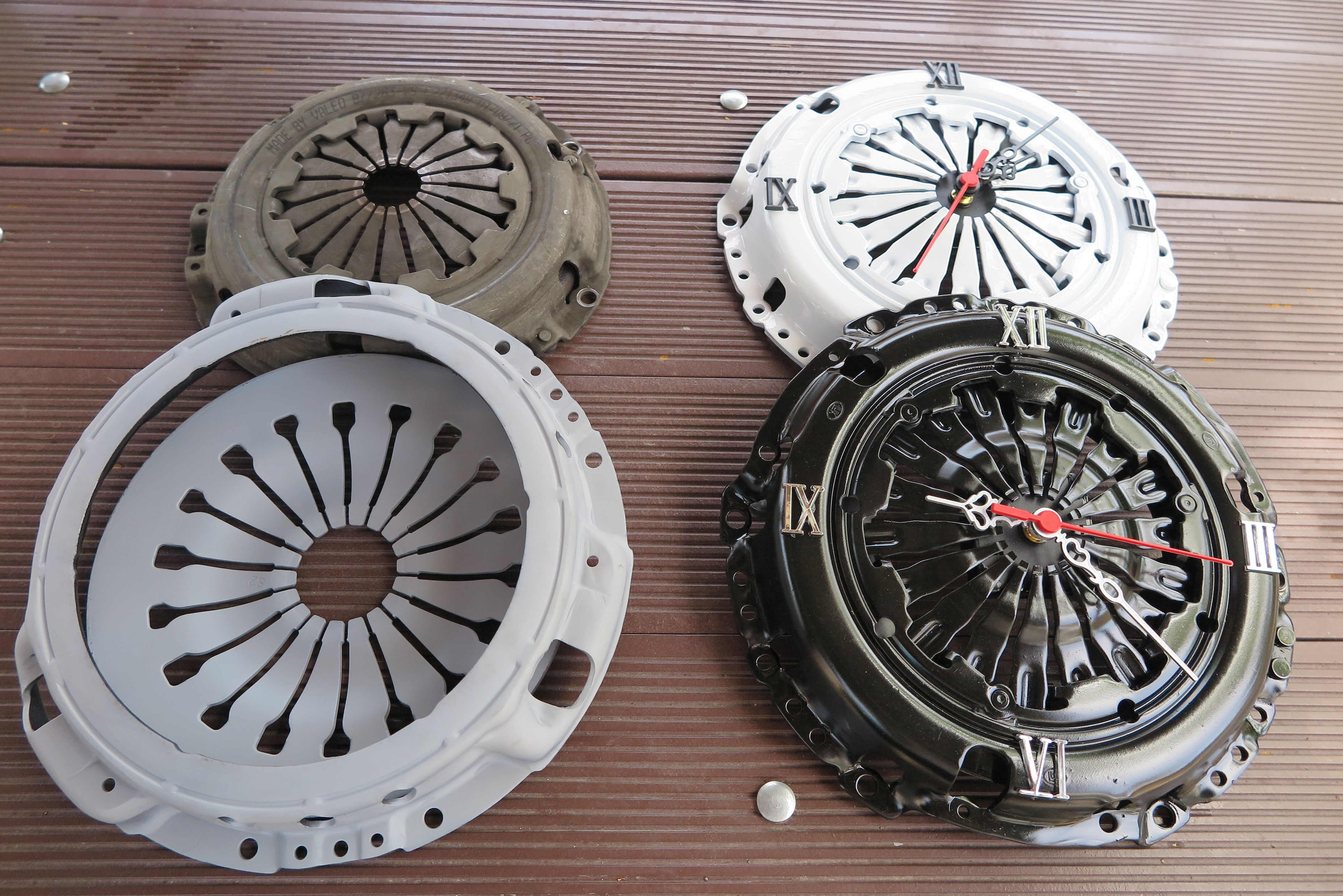 Kahramanmaraş'ta otomobilin eski parçalarından duvar saati yapıyor! Geri dönüşüme katkı için uğraşıyor... Kahramanmaraş'ta otomobilin eski parçalarından duvar saati yapıyor! Geri dönüşüme katkı için uğraşıyor... - 3. Resim