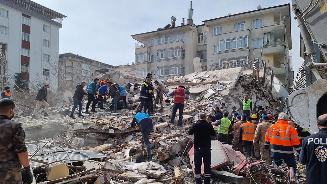 Malatya'da deprem sonrası uzmanlar "tehdit unsuru" diyerek uyardı - Gündem
