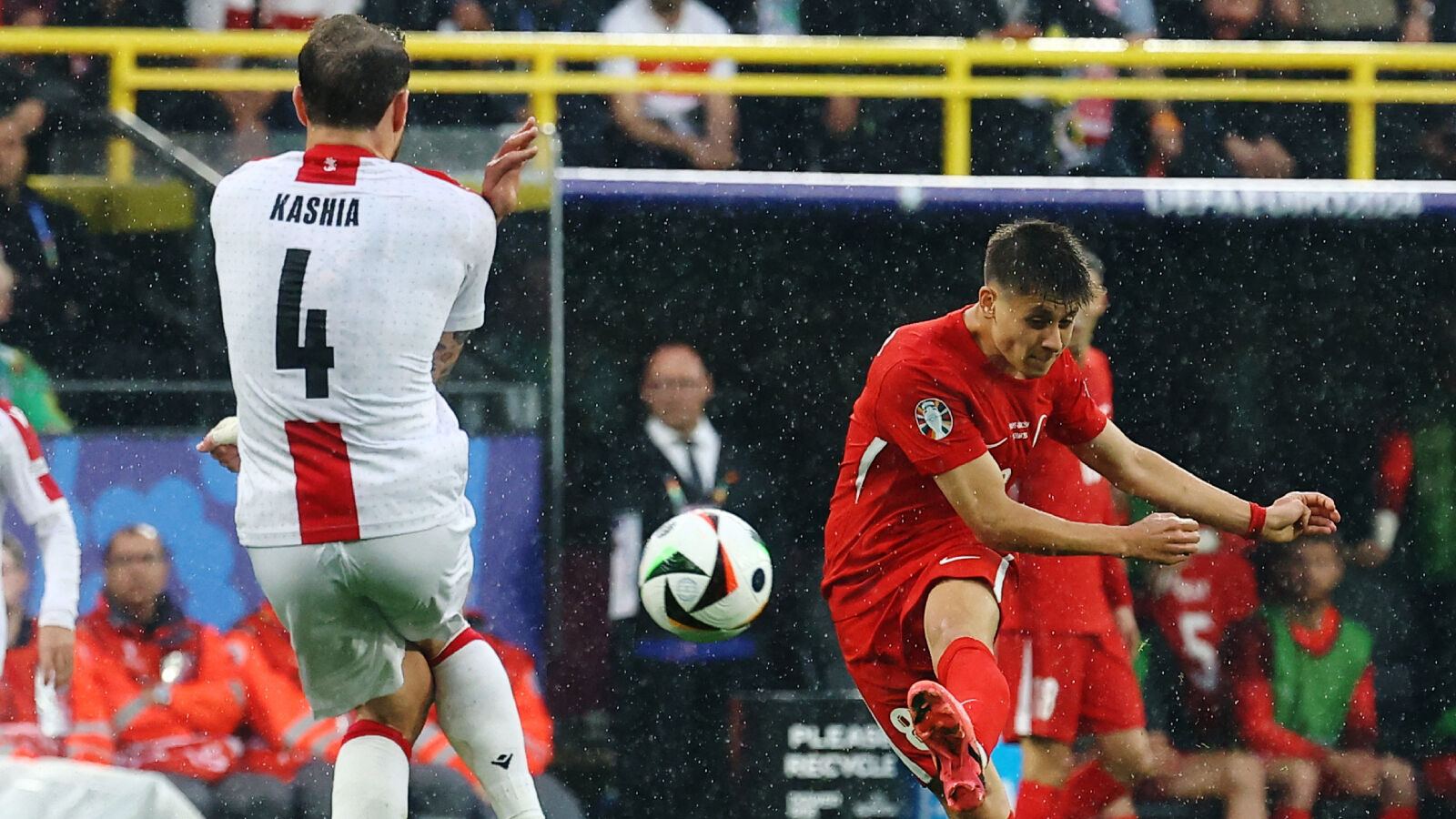 A Milli Takım'dan EURO 2024'e güzel başlangıç! Gürcistan'ı 3 golle geçti A Milli Takım'dan EURO 2024'e güzel başlangıç! Gürcistan'ı 3 golle geçti - 2. Resim