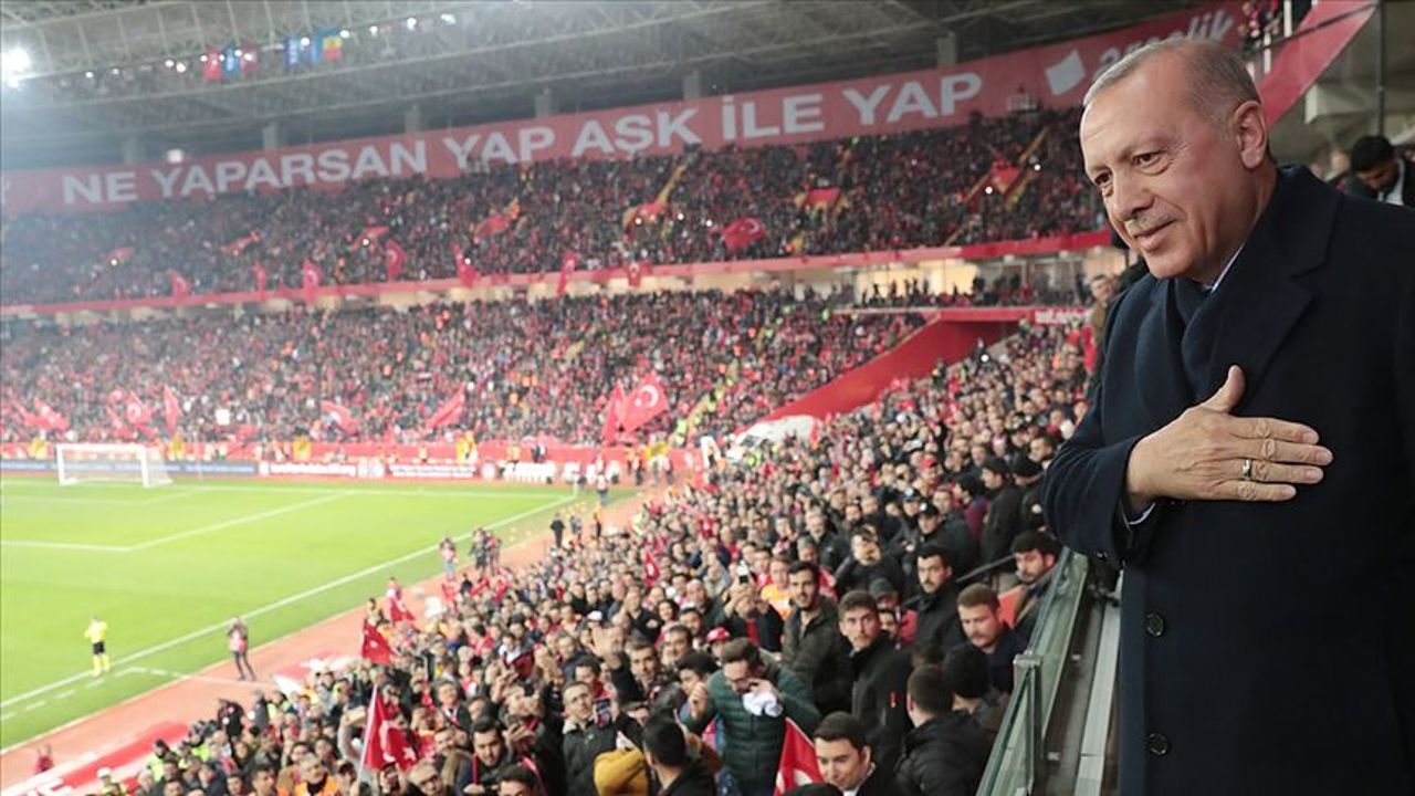 Erdoğan A Milli Futbol Takımı'nı tebrik etti: Arda'nın golü de güzeldi - Gündem