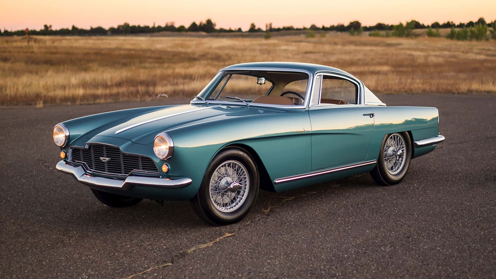 Aston Martin'in başarısı: 110 yılın ardından arabalarının yüzde 80'i hala yollarda! Aston Martin'in başarısı: 110 yılın ardından arabalarının yüzde 80'i hala yollarda! - 1. Resim