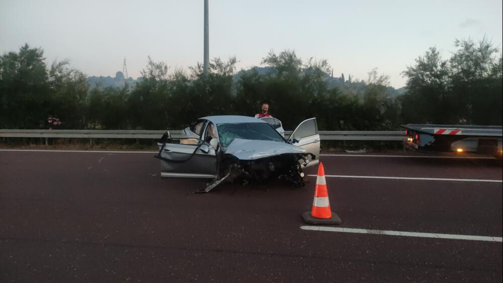 Bursa'da katliam gibi kaza! &Ccedil;ok sayıda &ouml;l&uuml; ve yaralı var - 5. Resim