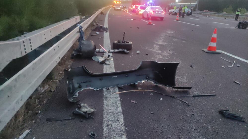 Bursa'da katliam gibi kaza! &Ccedil;ok sayıda &ouml;l&uuml; ve yaralı var - 4. Resim