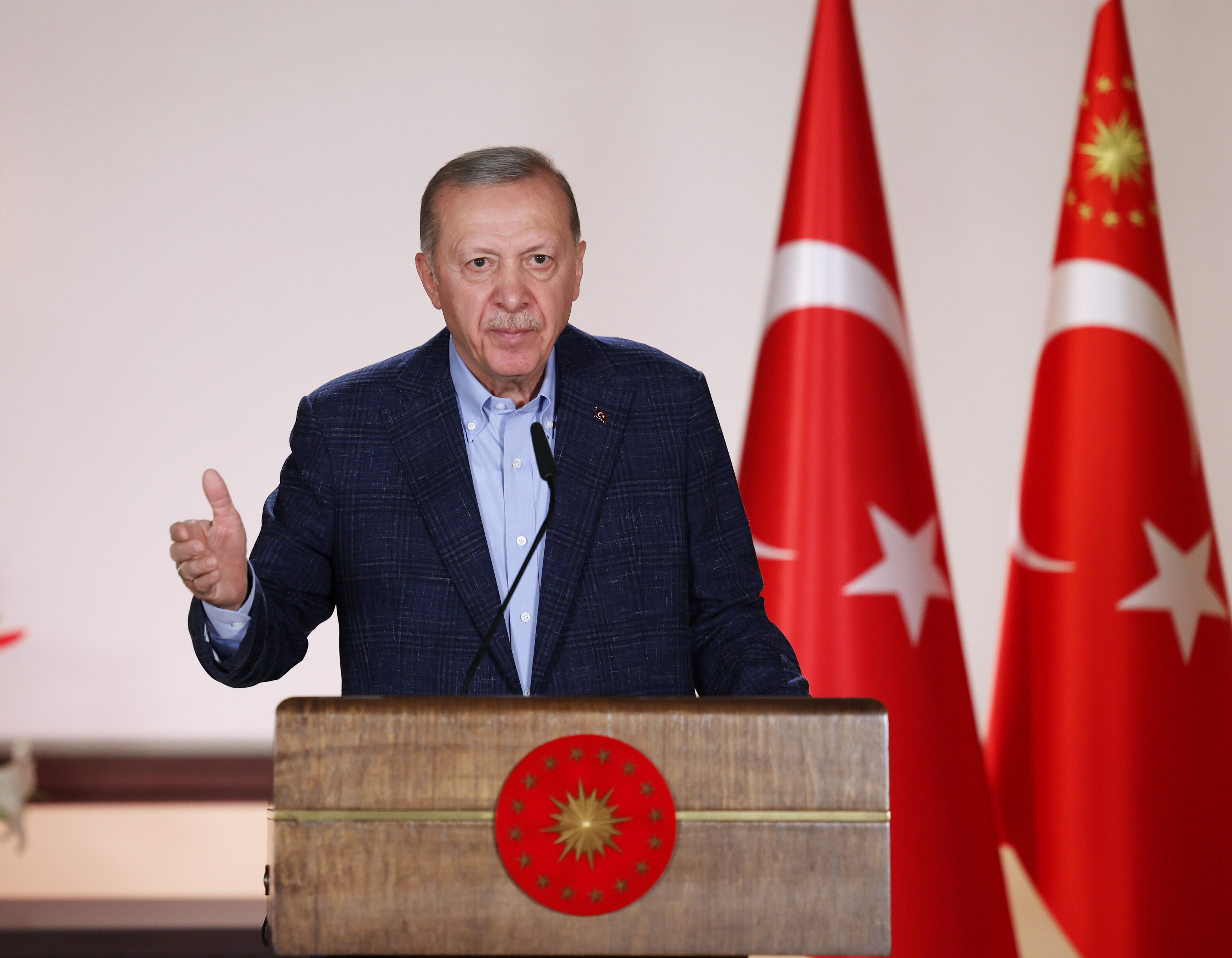 Cumhurbaşkanı Erdoğan AK Parti'nin 3 ayaklı rotasını çizdi! İşte yeni iletişim modeli Cumhurbaşkanı Erdoğan AK Parti'nin 3 ayaklı rotasını çizdi! İşte yeni iletişim modeli - 1. Resim