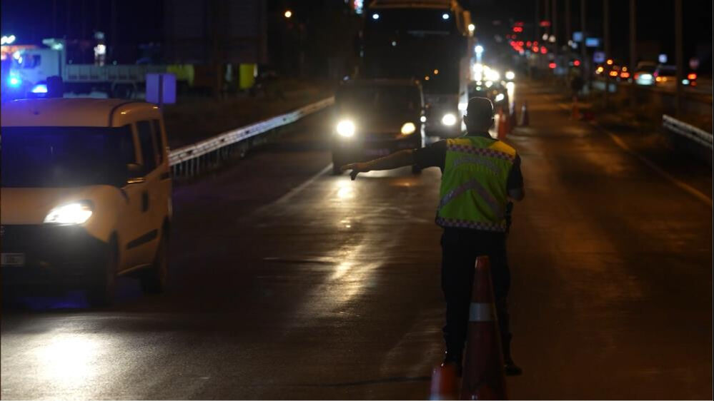 Otobüs sürücüsü Kırıkkale'de polisin sınavı oldu! Ehliyetini neden vermek istemediği belli oldu - 5. Resim