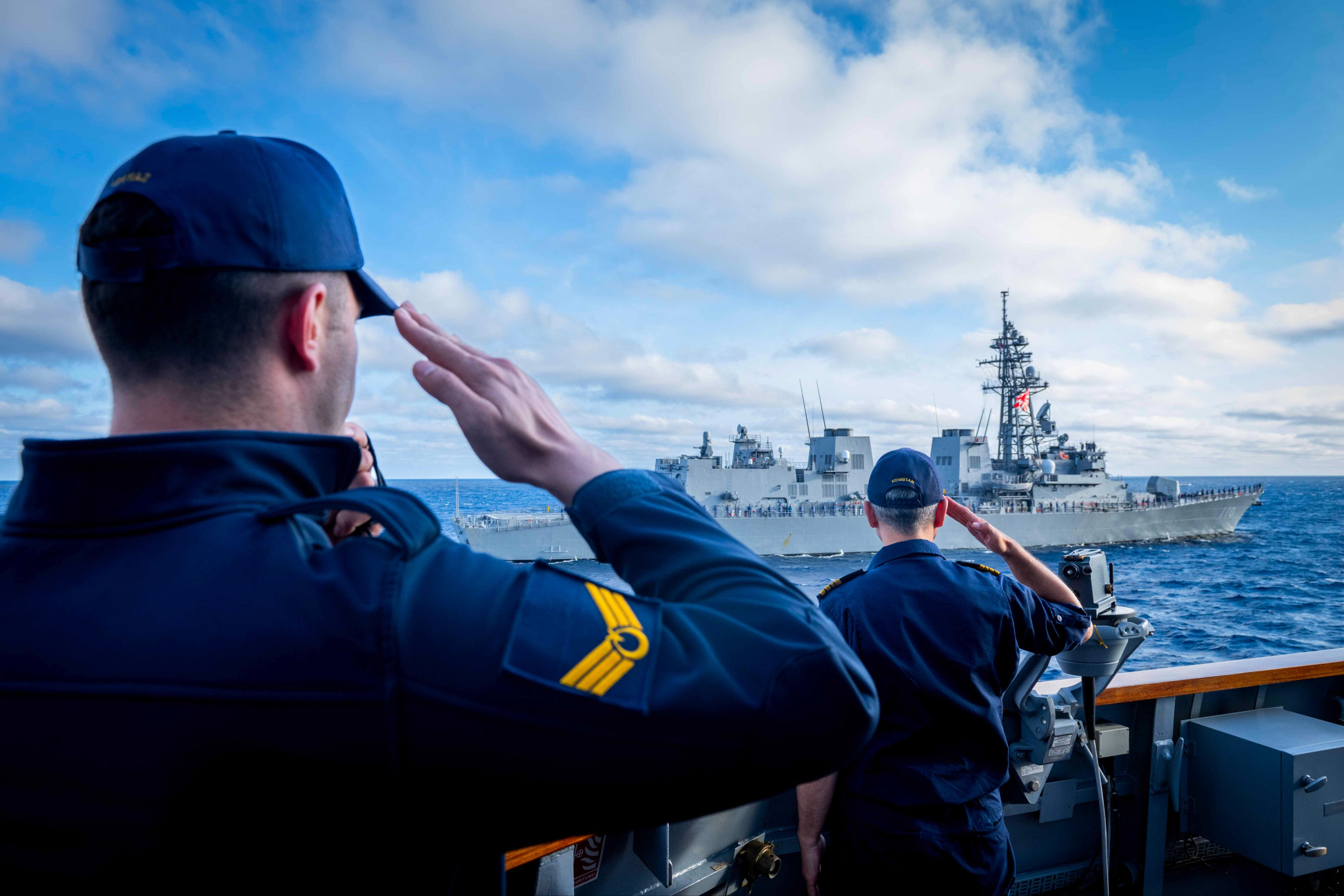 Ertuğrul'un rotası tamamlandı! T&uuml;rk-Japon ilişkilerinin 100. yılında TCG Kınalıada Hiroşima'dan uğurlandı - 2. Resim