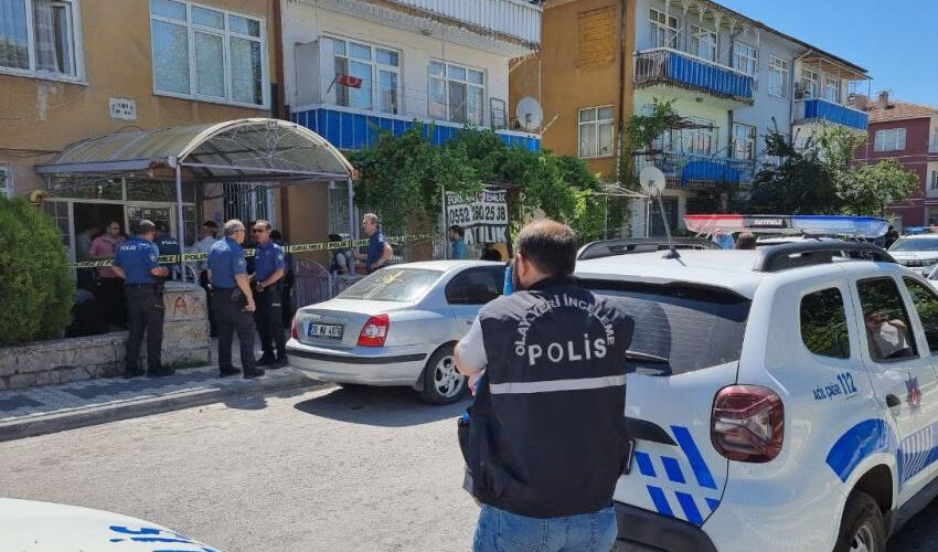 Kahvaltı sofrasında dehşet! Başından tabancayla vuruldu - 1. Resim