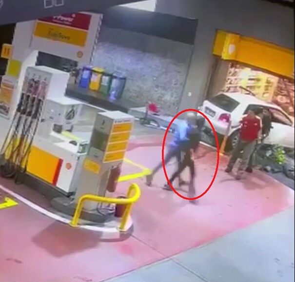 Önce otomobiliyle ezmeye çalıştı, sonra bıçakla kovaladı! Gerçek ortaya çıktı ama iş işten geçmişti - 2. Resim