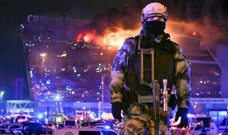 Rusya'da kilise, sinagog ve polise eş zamanlı saldırı! Ölü ve yaralı sayısı artıyor Rusya'da polis noktası hedef alındı, kilise ve sinagoga saldırı düzenlendi - 3. Resim