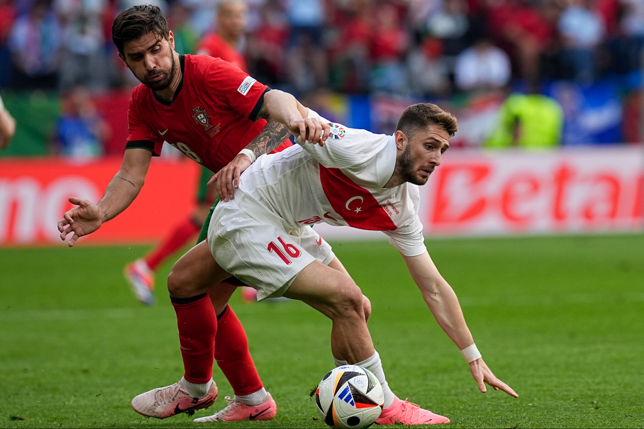 Şaşırdık, dağıldık... EURO 2024'e neşeli girdik, Portekiz'den fark yedik Şaşırdık, dağıldık... EURO 2024'e neşeli girdik, Portekiz'den fark yedik - 3. Resim