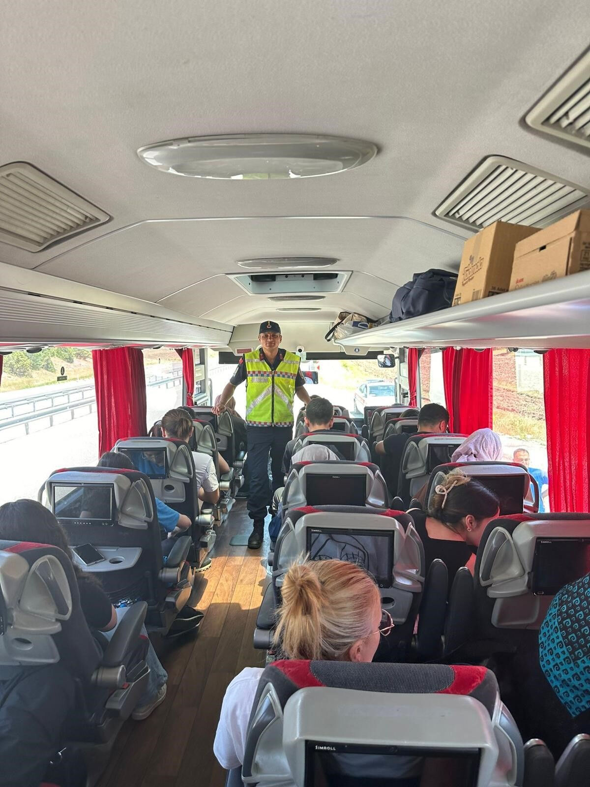 Tatilciler dönüş yolunda! İşte trafiğin yoğun ve akıcı olduğu bölgeler... Tatilciler geri dönüş yolunda! İşte trafiğin yoğun ve akıcı olduğu bölgeler... - 5. Resim
