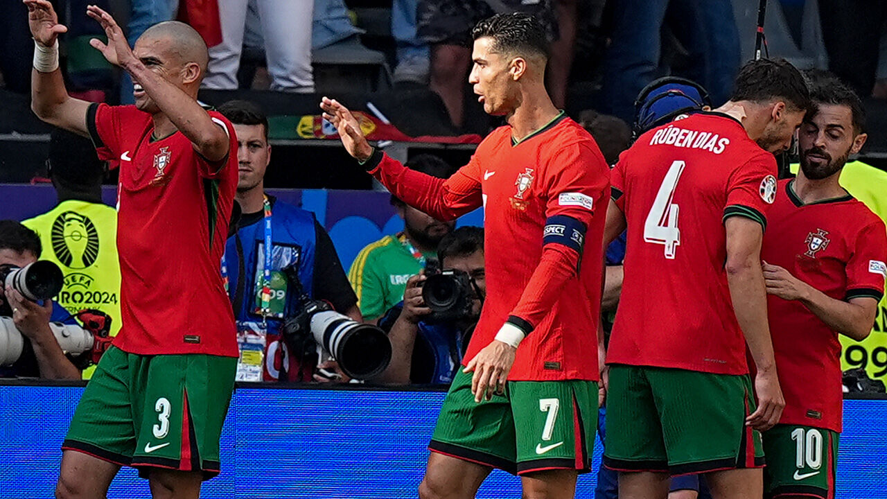 Türkiye gazetesi yazarları değerlendirdi: Boyumuzun ölçüsünü aldık - 3. Resim