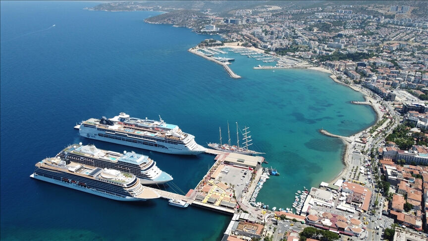 1 milyondan fazla turistten Kuşadası'na bayram akını - 1. Resim