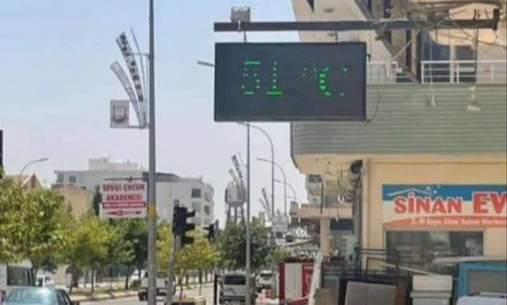 Arada 43 derece fark var! Şanlıurfa yanıyor, Erciyes donuyor... - 3. Resim