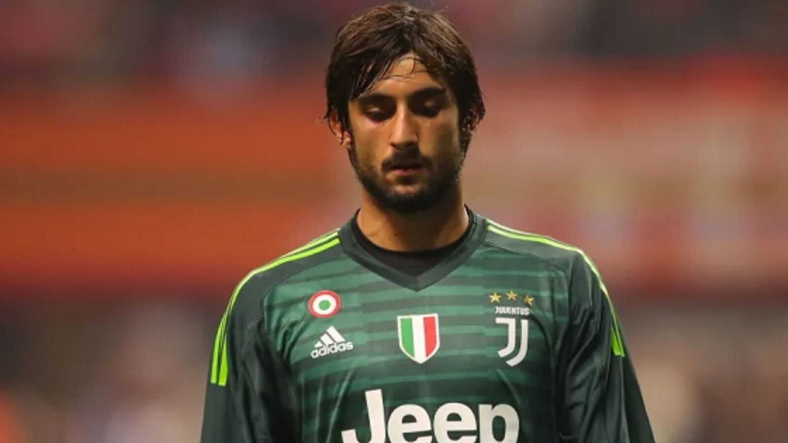 Fenerbahçe'den sürpriz transfer girişimi! Maaşının iki katını teklif ettiler Fenerbahçe'den sürpriz transfer girişimi! Maaşının iki katını teklif ettiler - 1. Resim