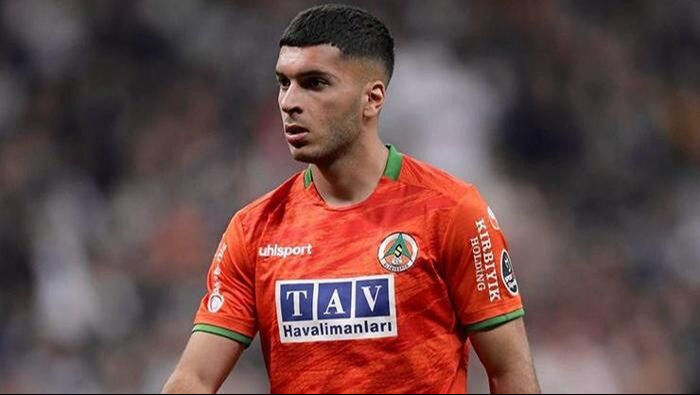 Galatasaray Alanyaspor'un milli oyuncusu Oğuz Aydın ile anlaştı Galatasaray Alanyaspor'un milli oyuncusu Oğuz Aydın ile anlaştı - 2. Resim