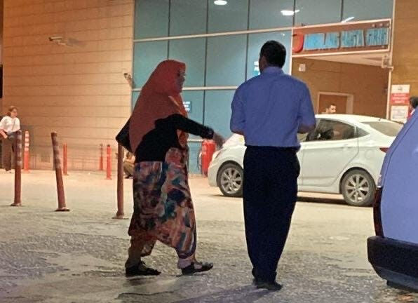 Şalvar şenliğinde ortalık karıştı, kadınlar hastanelik oldu! - 3. Resim