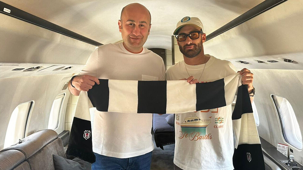 Rafa Silva Beşiktaş'ta! 3 yıllık anlaşma sağlandı Rafa Silva Beşiktaş'ta! 3 yıllık anlaşma sağlandı - 1. Resim