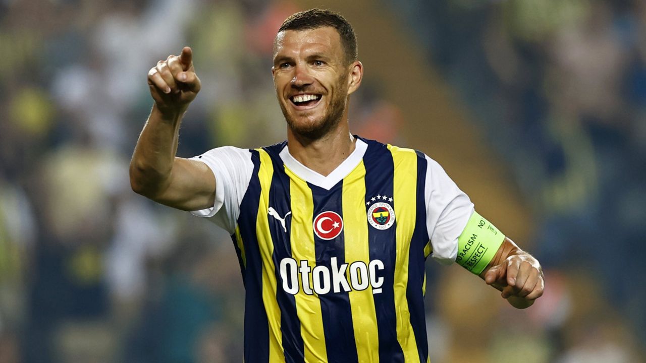 38’lik Dzeko’ya teklif! Fenerbahçe ile sözleşmesi süren Boşnak forvet yol ayrımında - Spor
