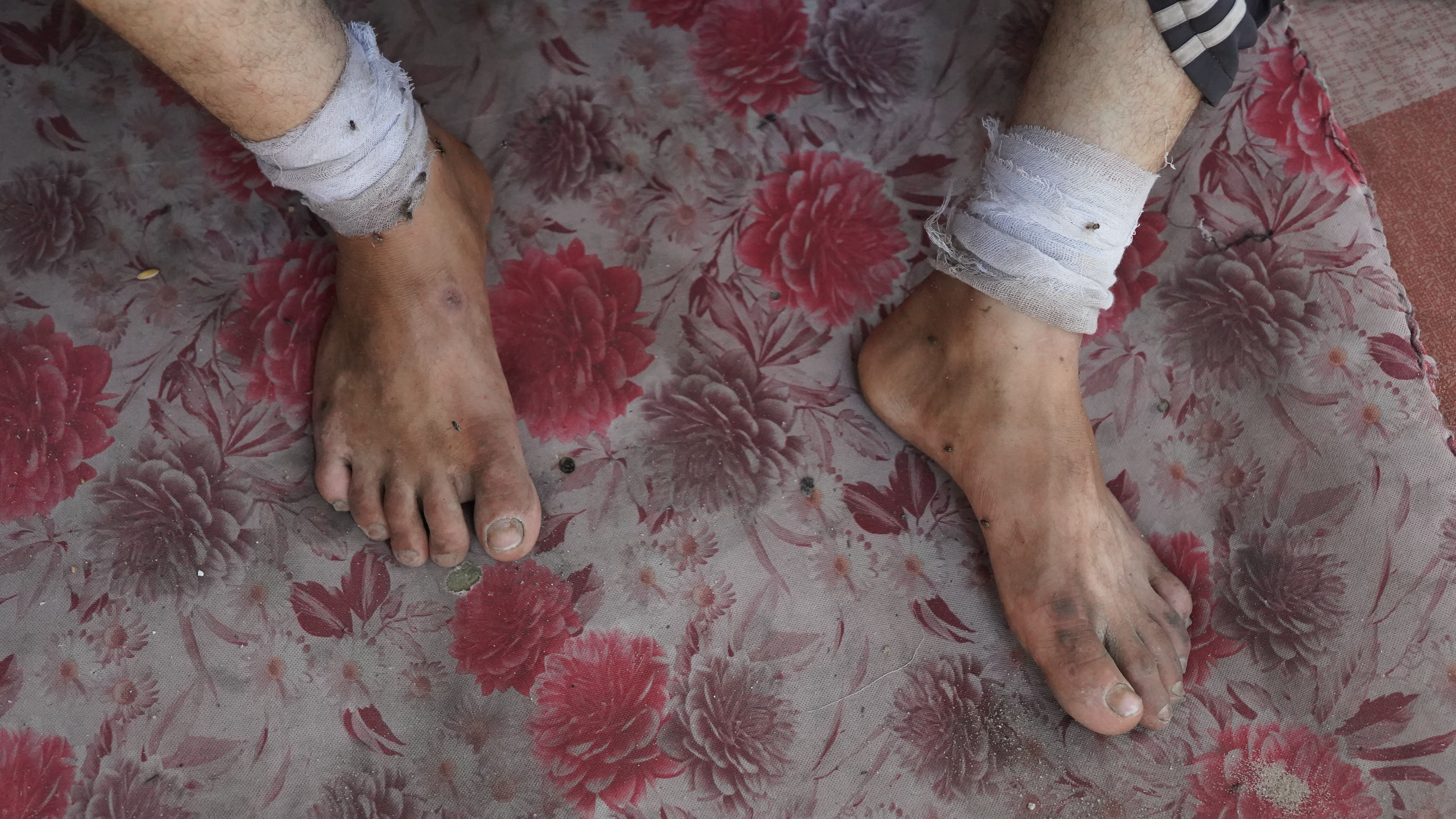 Dahlan ailesini bile tanıyamadı! İşkence, zulüm, psikolojik şiddet... O sadece biri Dahlan ailesini bile tanıyamadı! İşkence, zulüm, psikolojik şiddet... O sadece biri - 3. Resim