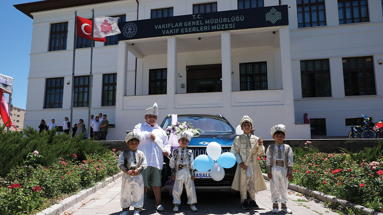 Togg sünnet çocuklarının hayalini gerçekleştirdi - 4. Resim