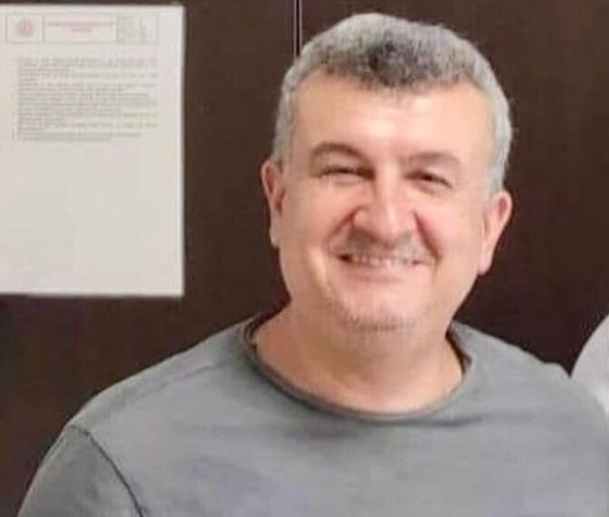 Sokak ortasında öldürülen müdür yardımcısına, evlatlarından son bakış - 1. Resim