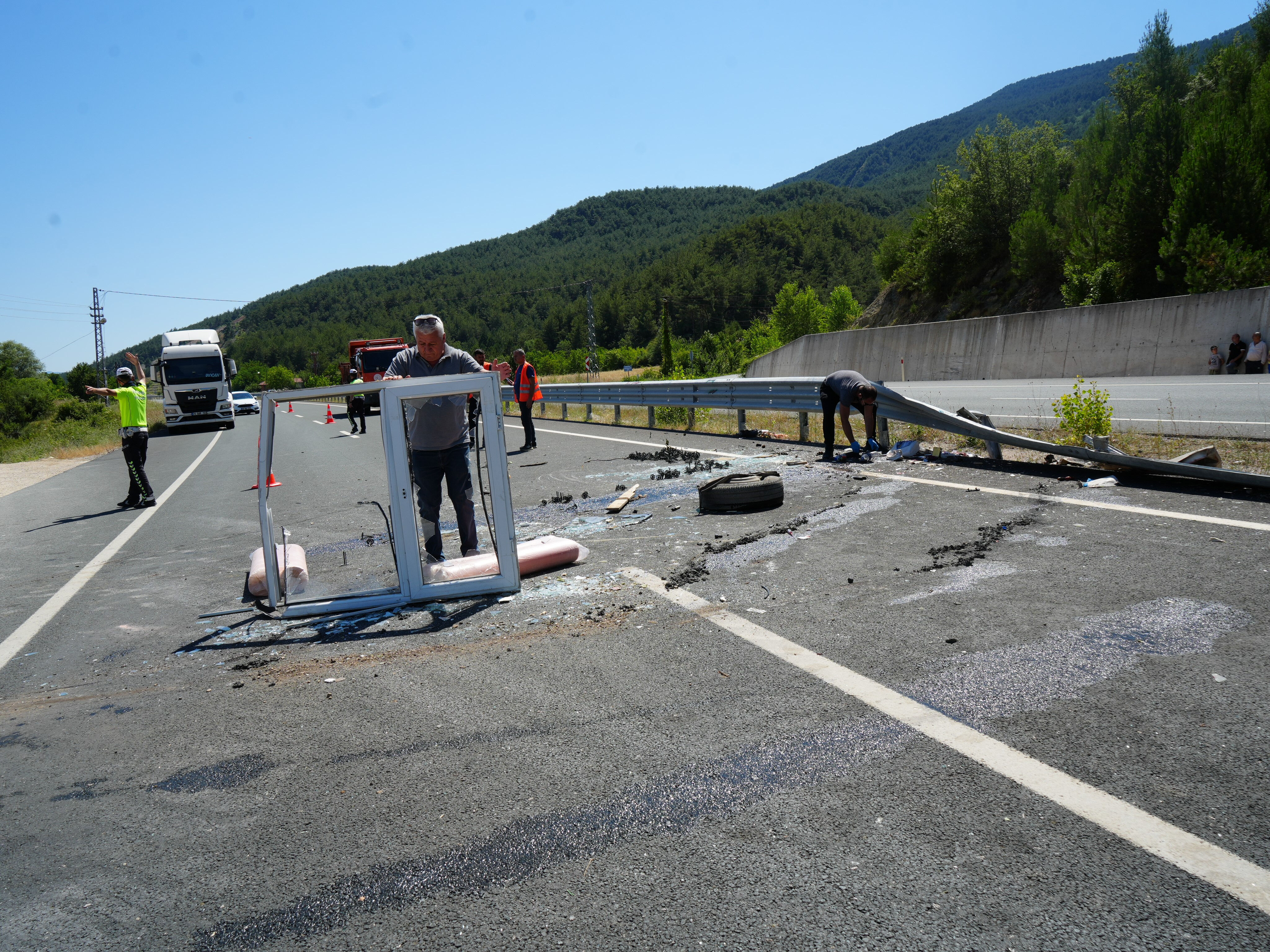 AK Parti İl Genel Meclisi Üyesi Hamza Rengi, trafik kazasında hayatını kaybetti - 1. Resim