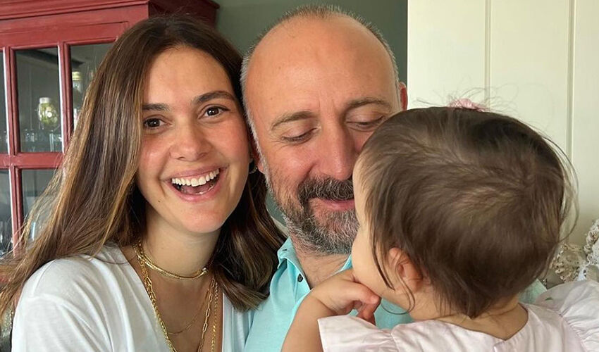 Bergüzar Korel ile Halit Ergenç’ten radikal karar: Tası tarağı toplayıp Londra’dan İstanbul’a döndüler - 1. Resim