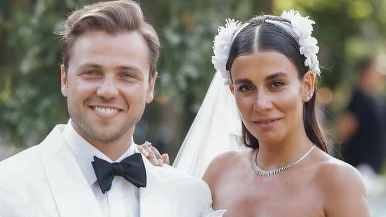 Beş yıllık ilişkide mutlu son: Tolga Sarıtaş ile Zeynep Mayruk evlendi - 2. Resim