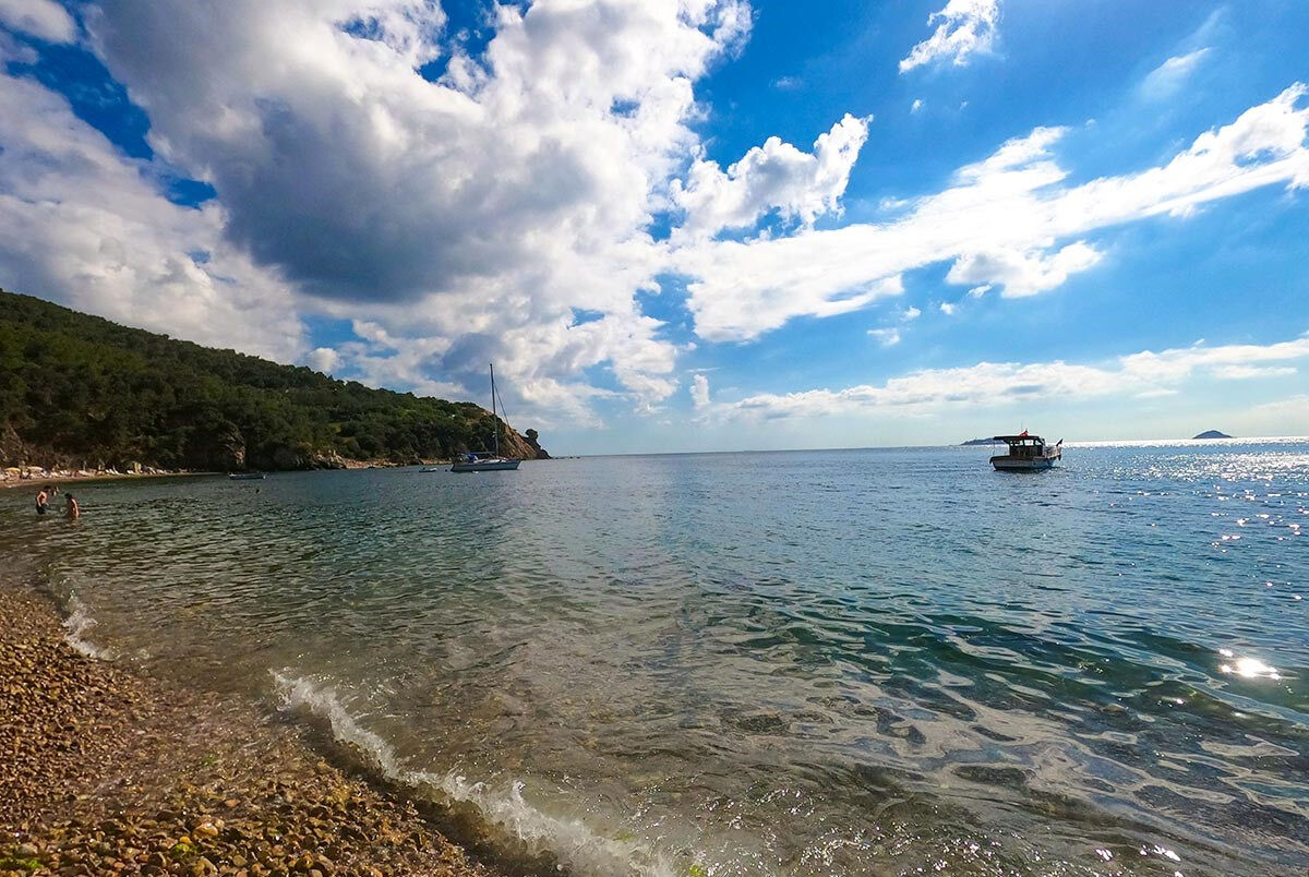 İstanbul Adalar’da Girilebilecek Ücretsiz Plajlar ve temiz koylar! Temiz deniz sularında yüzün - 3. Resim
