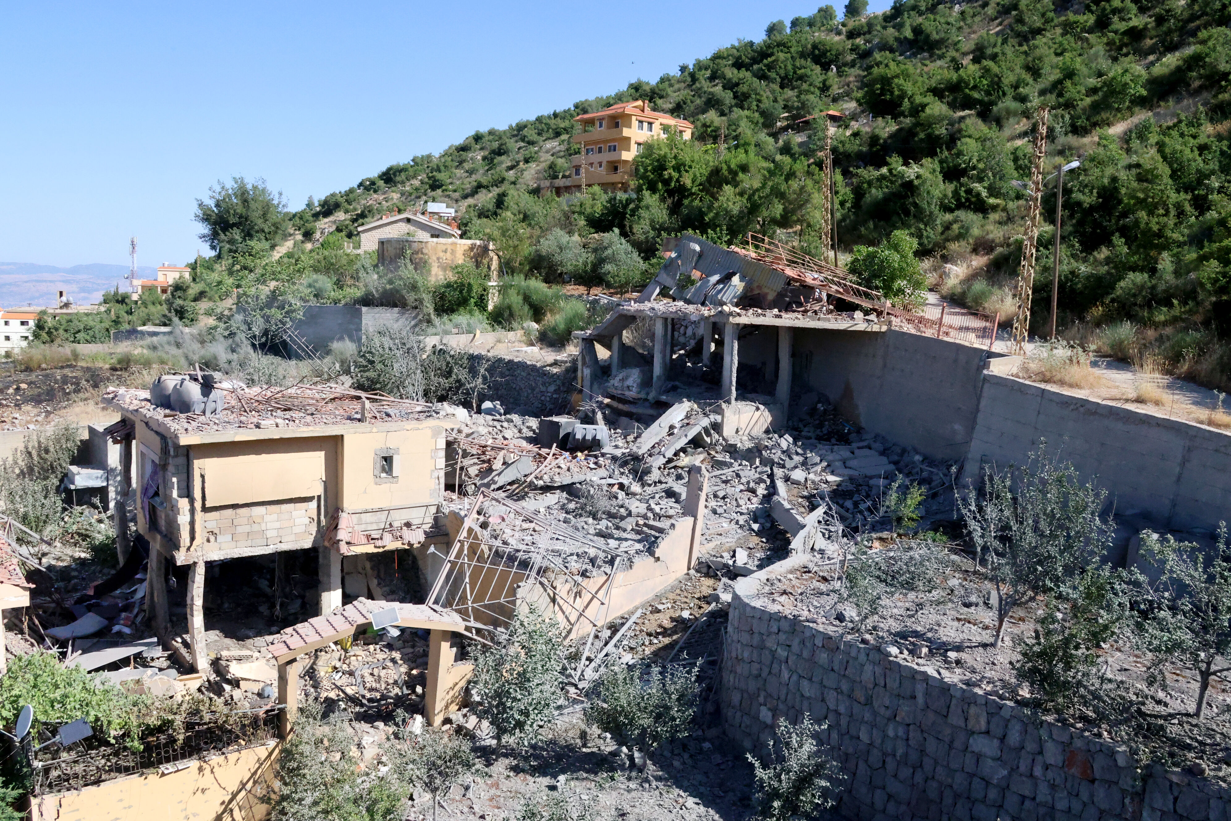 Ortadoğu'da Lübnan korkusu! Uçak seferleri varken terk edin Ortadoğu'da Lübnan korkusu! Uçak seferleri varken terk edin - 1. Resim