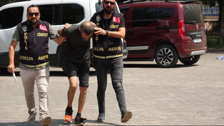 Çocuk parkında dehşet! Arkadaşlarından birini tahrayla yaraladı diğerini bıçaklayarak öldürdü Çocuk parkında dehşet! Arkadaşlarından birini tahrayla yaraladı diğerini bıçaklayarak öldürdü - 2. Resim