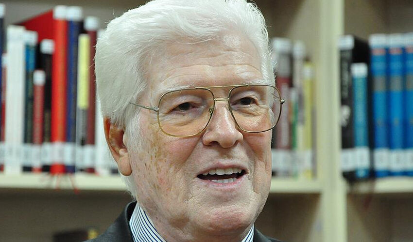 Hastaneye kaldırılan Yeşilçam'ın duayeni İzzet Günay’dan haber var - 1. Resim