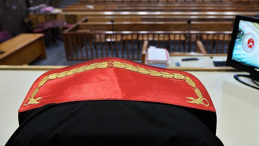 İzmir'in Seçil Erzan'ı Hatice Ö. hakkında açılan vurgun davasında 2 kişi tutuklandı İzmir'in Seçil Erzan'ı Hatice Ö. hakkında açılan vurgun davasında 2 kişi tutuklandı - 4. Resim