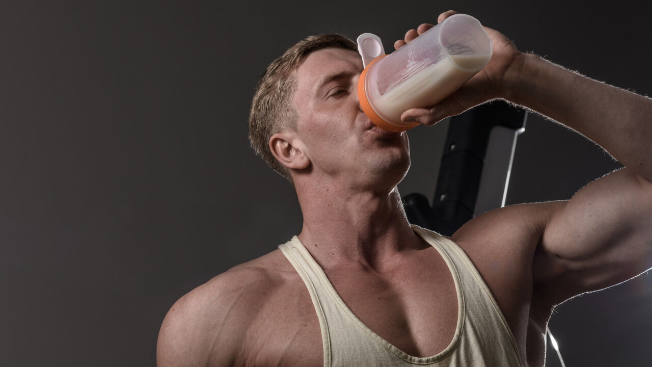 Spor salonlarında gençliği bekleyen sinsi tehlike! Protein tozu salgını öldürüyor - 2. Resim