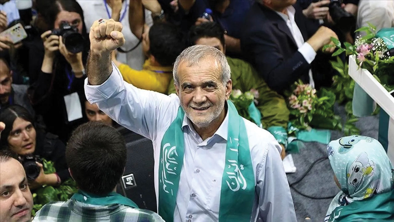 İran'da Celili ya da Pezeşkiyan'ın cumhurbaşkanı olması durumunda siyasi otorite nasıl etkilenecek? İran bundan sonra nasıl bir yol izleyecek? İran'da Celili ya da Pezeşkiyan'ın cumhurbaşkanı olması durumunda siyasi otorite nasıl etkilenecek? İran bundan sonra nasıl bir yol izleyecek? - 1. Resim