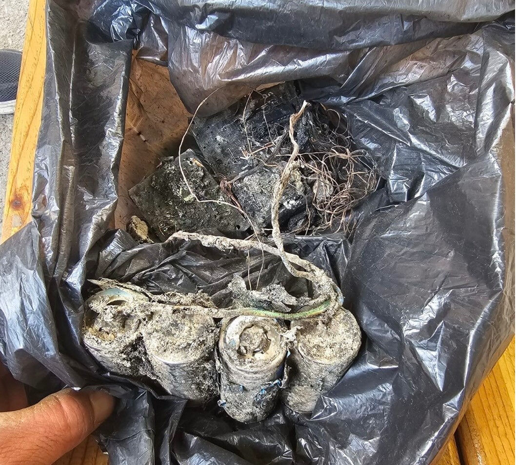 Mahalle ortasında el yapımı patlayıcı patladı! Korku dolu anların görüntüsü ortaya çıktı Mahalle ortasında el yapımı patlayıcı patladı! Korku dolu anların görüntüsü ortaya çıktı - 3. Resim