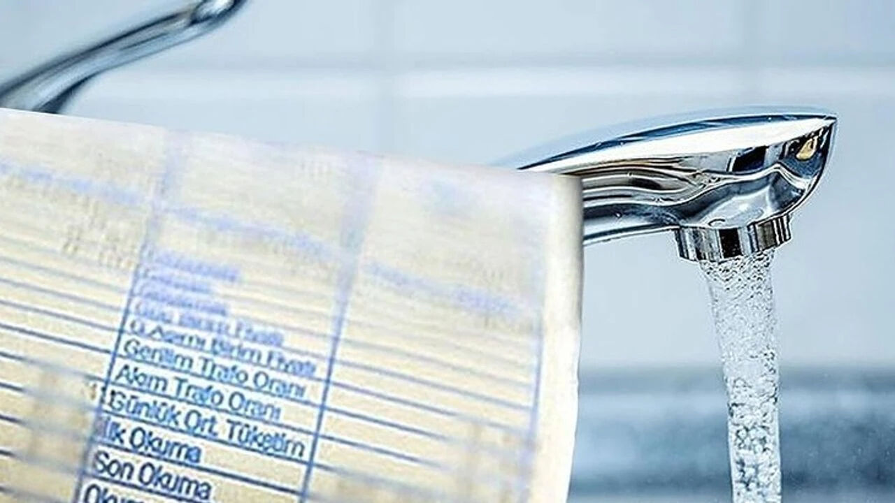 Özgür Özel'in kardeşi İzmir'deki su zammına tepki gösterdi - 1. Resim