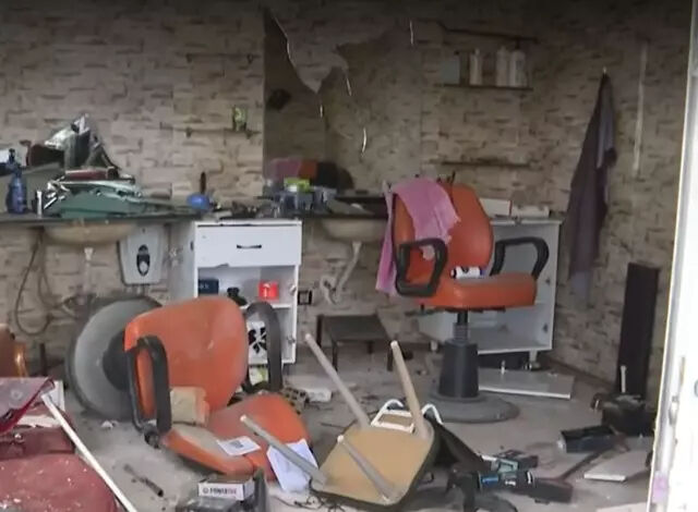 5 yaşındaki çocuğa taciz iddiası! Kayseri'de tansiyon yükseldi, kalabalık iş yerlerini ateşe verdi - 1. Resim