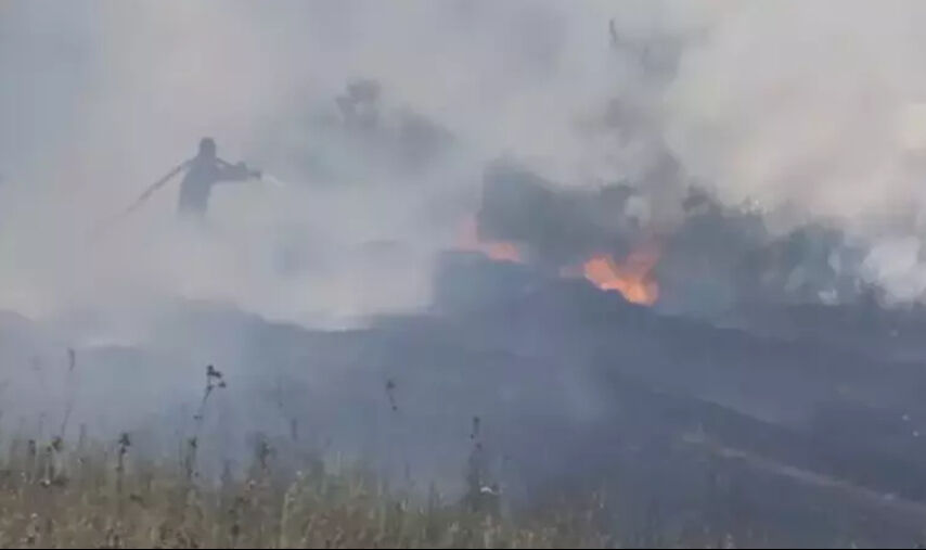 İstanbul Hadımköy'de çıkan yangın kontrol altına alındı İstanbul Hadımköy'de çıkan yangın kontrol altına alındı - 4. Resim